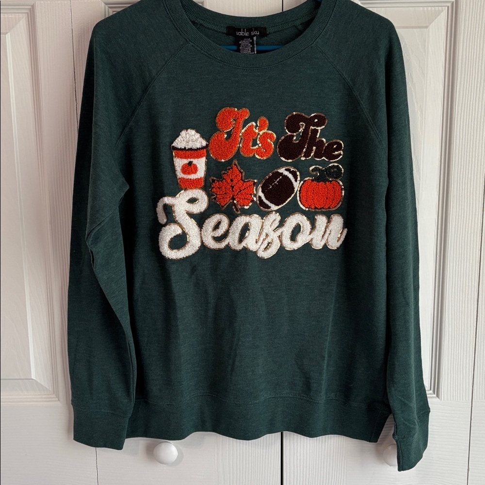Green Fall Sweatshirt with Festive Fall Embroidery